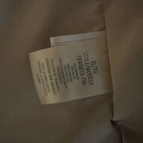 VEST - Picture 3 of 3